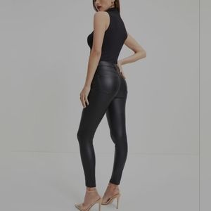 Venti6 High-Rise Coated Skinny Jeans Size L